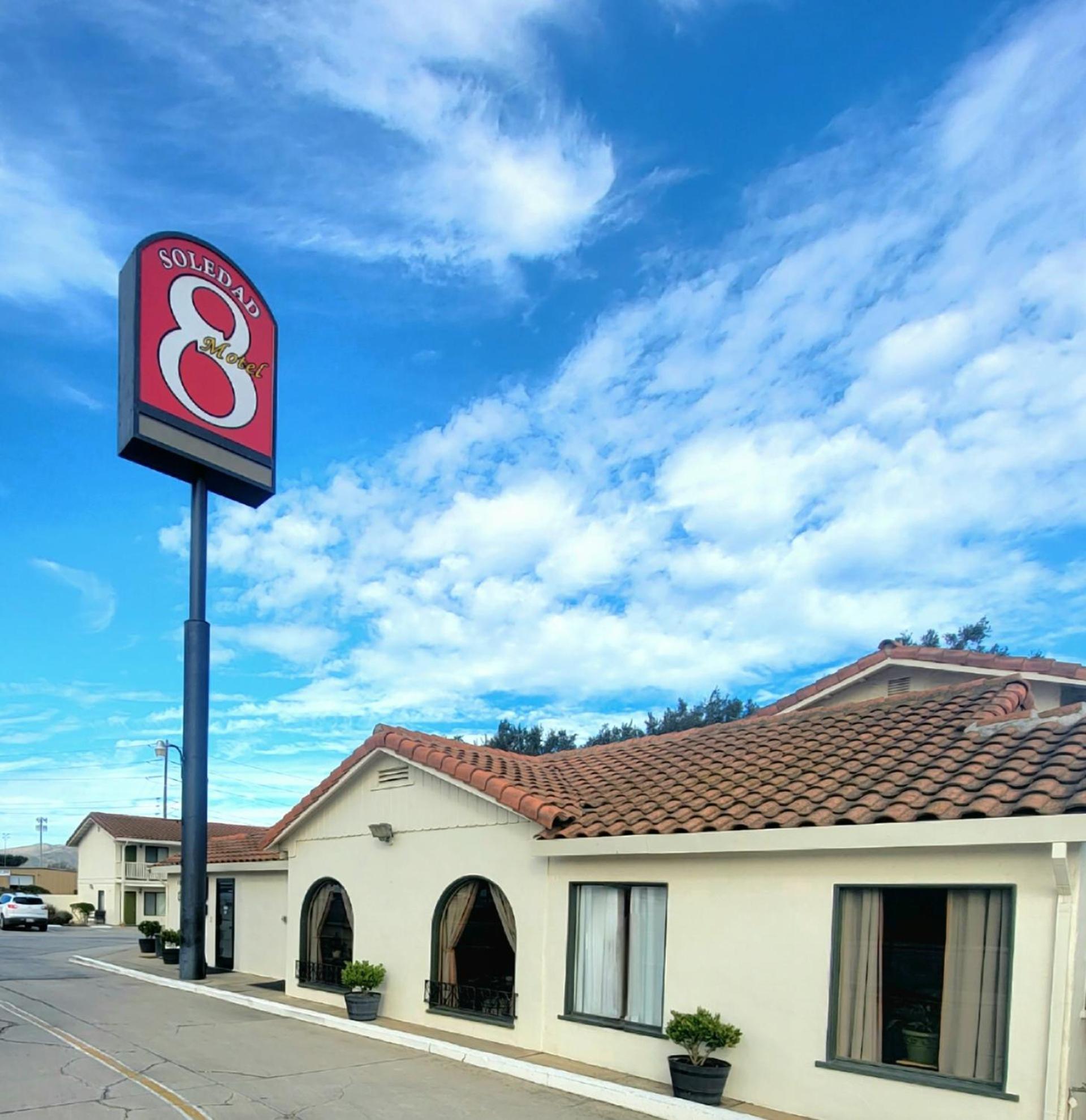 Soledad Motel 8 Exterior foto
